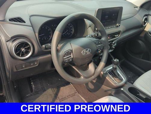 2022 Hyundai KONA SEL