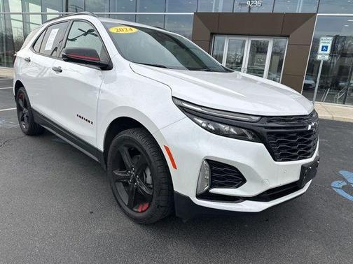 Iridescent Pearl Tricoat 2024 Chevrolet Equinox Premier