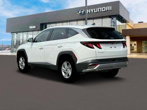 2025 Hyundai TUCSON SE