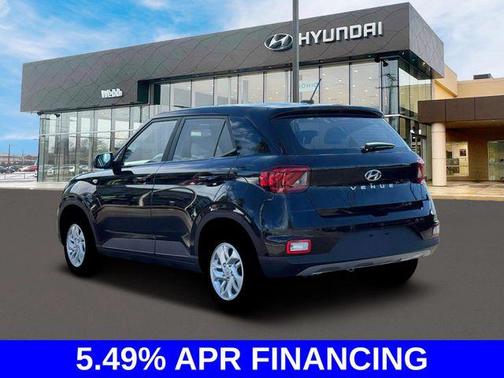 Onyx Black 2026 Hyundai VENUE SE