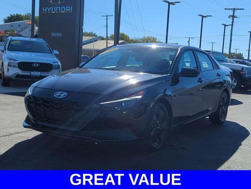 2023 Hyundai ELANTRA SEL