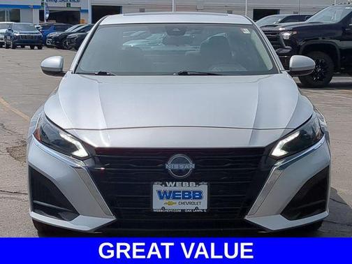 2023 Nissan Altima 2.5 SV