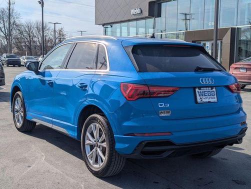 2023 Audi Q3 45 S line Premium