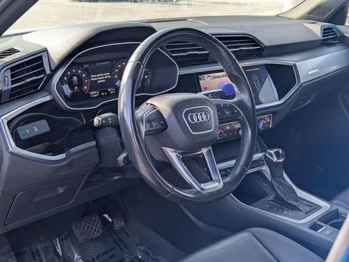 2023 Audi Q3 45 S line Premium