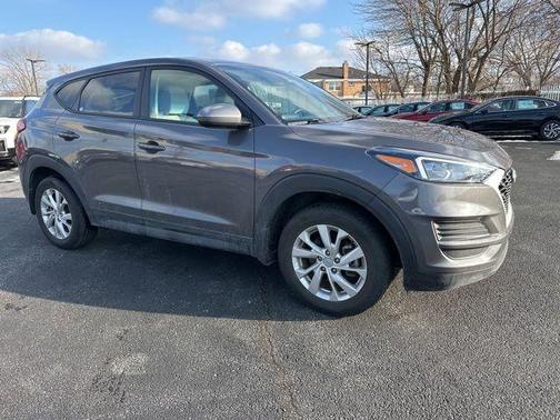 2021 Hyundai TUCSON SE