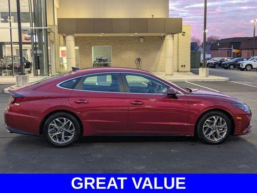 2023 Hyundai SONATA SEL