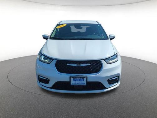 2023 Chrysler Pacifica Touring-L