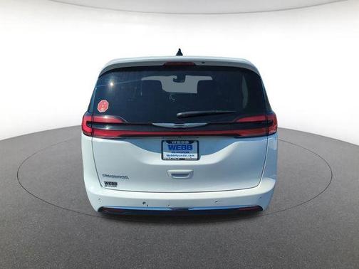2023 Chrysler Pacifica Touring-L