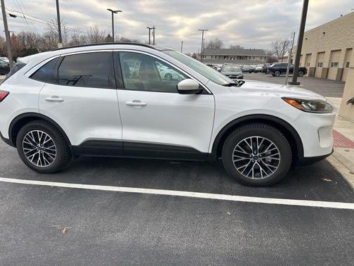 2021 Ford Escape PHEV SEL