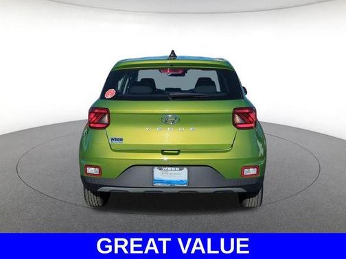 2022 Hyundai VENUE SE
