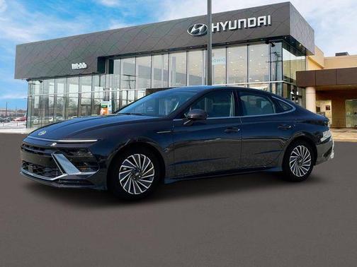 2025 Hyundai SONATA Hybrid Limited