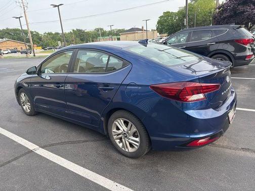 2019 Hyundai ELANTRA SEL