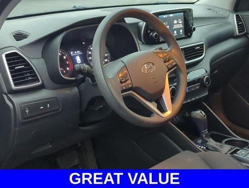 2019 Hyundai TUCSON SE