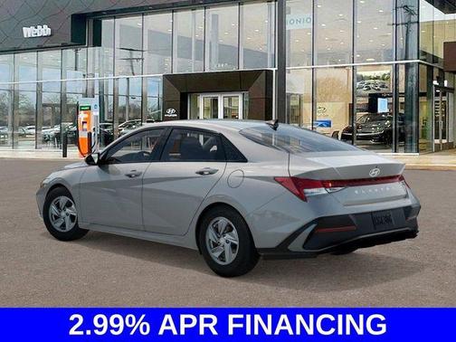 2025 Hyundai ELANTRA SE