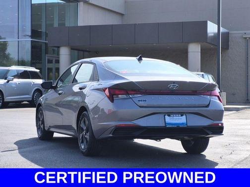 Metal 2023 Hyundai ELANTRA SEL