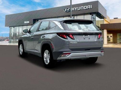 2025 Hyundai TUCSON SE