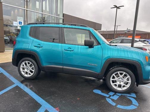 2022 Jeep Renegade Latitude