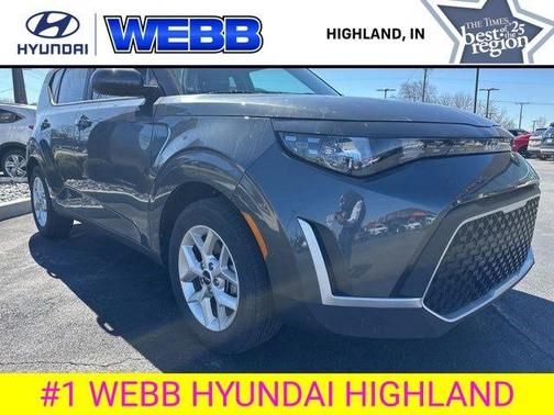 Fusion Orange 2024 Kia Soul LX