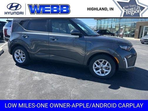 Fusion Orange 2024 Kia Soul LX