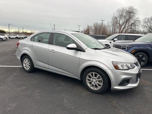 2019 Chevrolet Sonic LT