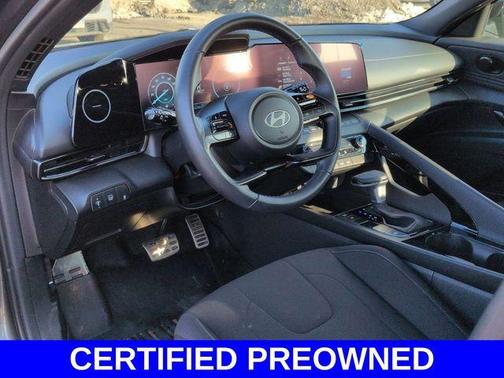 2025 Hyundai ELANTRA HEV SEL