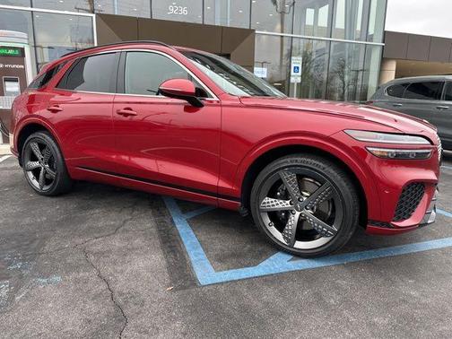 2023 Genesis GV70 2.5T