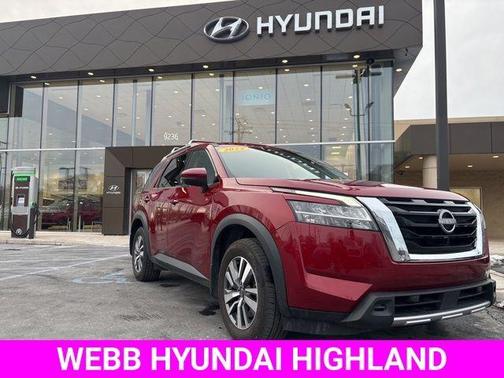 2024 Nissan Pathfinder SL