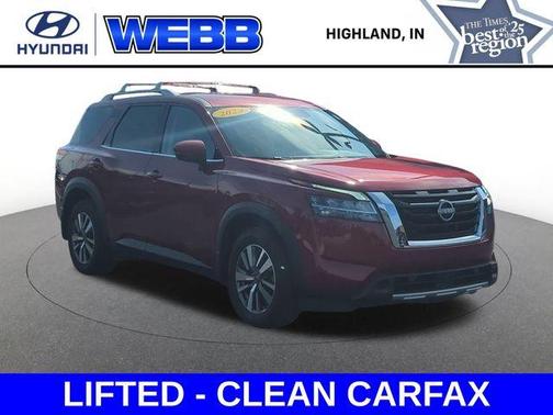 2024 Nissan Pathfinder SL