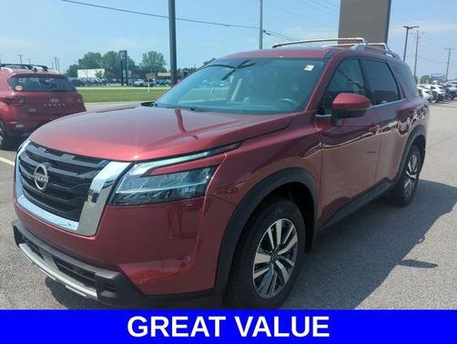 2024 Nissan Pathfinder SL