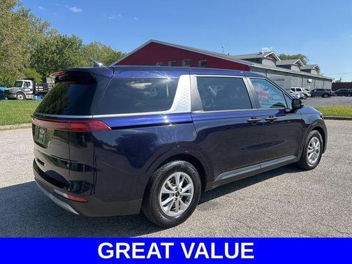 2024 Kia Carnival LX