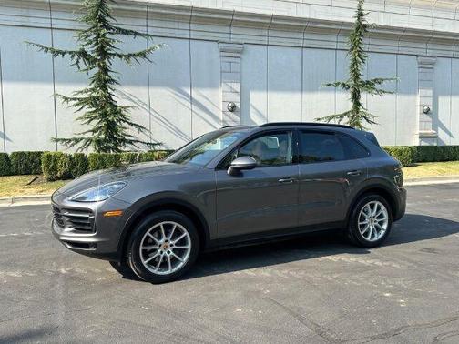 2020 Porsche Cayenne Base