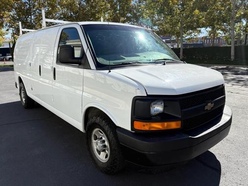 2017 Chevrolet Express 2500 Work Van
