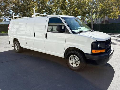 2017 Chevrolet Express 2500 Work Van