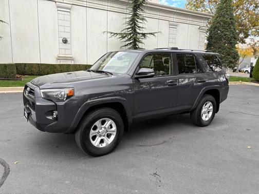 2024 Toyota 4Runner SR5 Premium