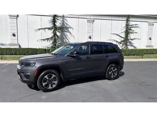 2023 Jeep Grand Cherokee 4xe Base