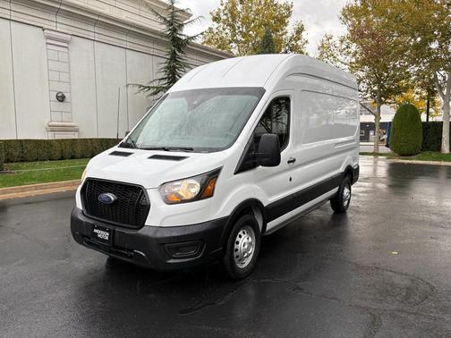2022 Ford Transit-250 Base