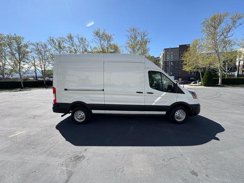 2022 Ford Transit-350 Base