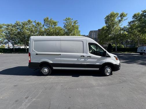 2023 Ford Transit-350