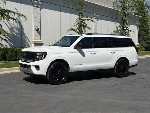 Oxford White 2025 Ford Expedition Max Platinum