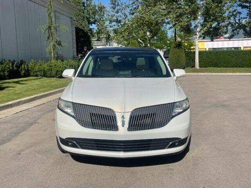 Photo 5 of 37 of 2014 Lincoln MKT EcoBoost