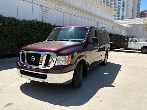 2015 Nissan NV Passenger NV3500 HD SV V6/SV V8
