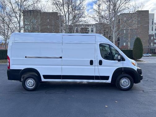 2025 RAM ProMaster 2500 High Roof