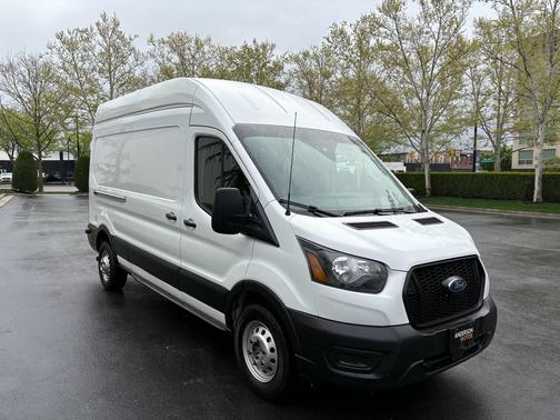 2022 Ford Transit-350 Base