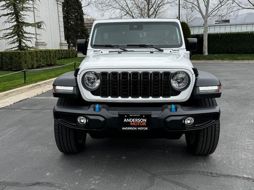 2024 Jeep Wrangler 4xe Sport