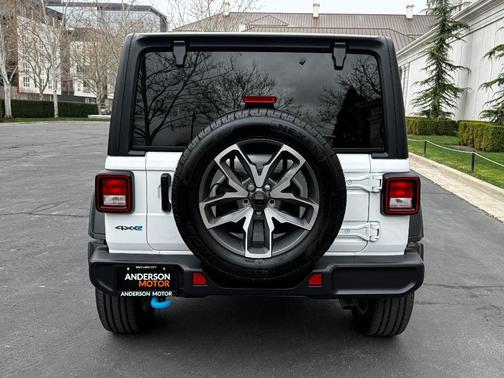 2024 Jeep Wrangler 4xe Sport