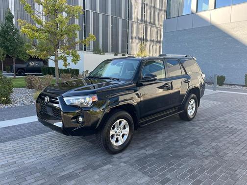 2024 Toyota 4Runner SR5 Premium
