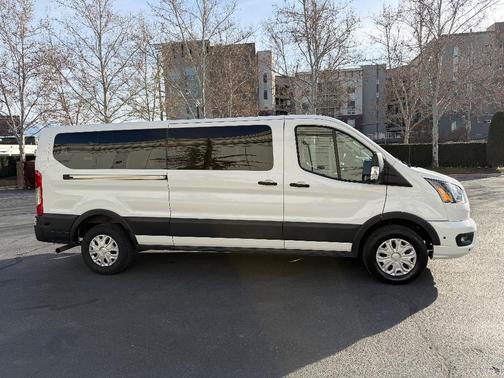 2024 Ford Transit-350 XLT
