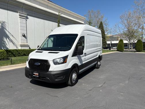 2022 Ford Transit-250 Base