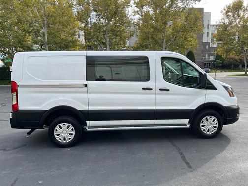 2024 Ford Transit-250 Base
