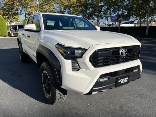 2024 Toyota Tacoma TRD Off Road